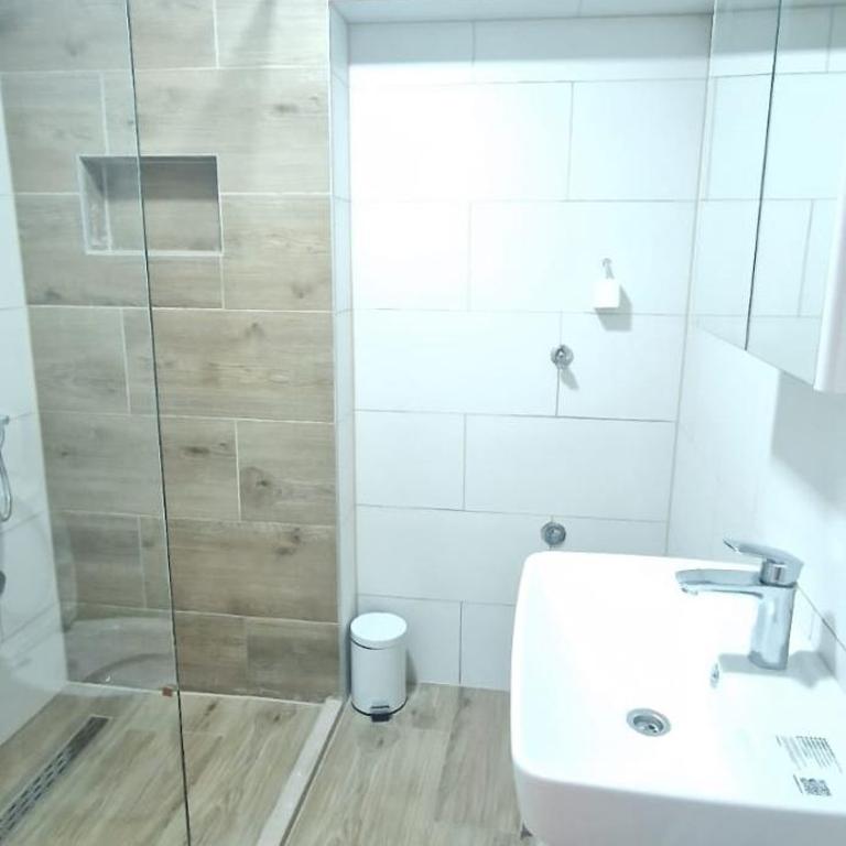 GREEN Centar by Vasvy - One-Bedroom Apartment - 20
