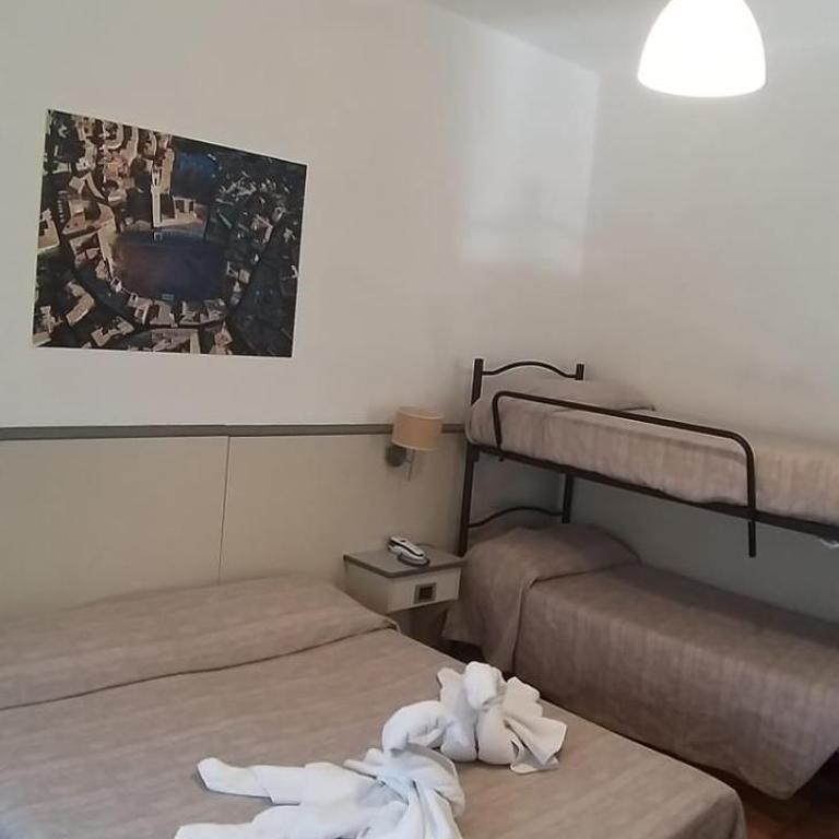 Hotel Ai Tufi - Camera Quadrupla Classic - 2