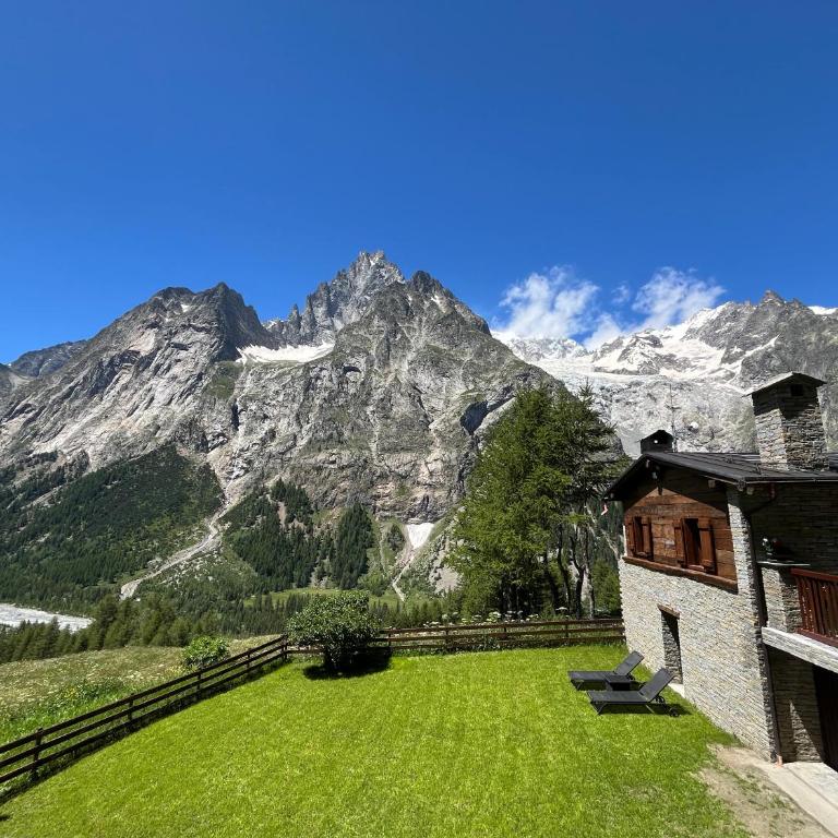 Chalet Chez Louis - Alpine Charm with Mont Blanc View & Ski Access - Chalet con 2 Camere da Letto - 13