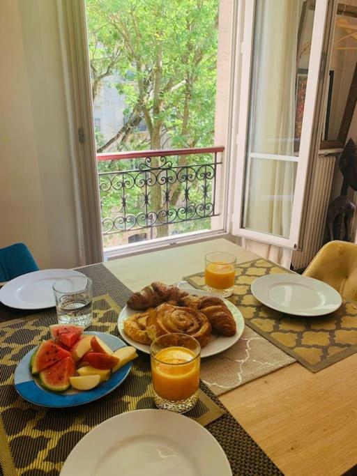 Appartement Haussmanien au coeur du village Montmartre ! - Appartement 2 Chambres - 11