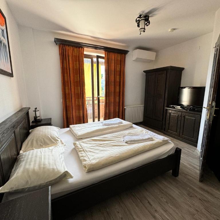 Haus Andrea - Doppel- oder Zweibettzimmer - 1