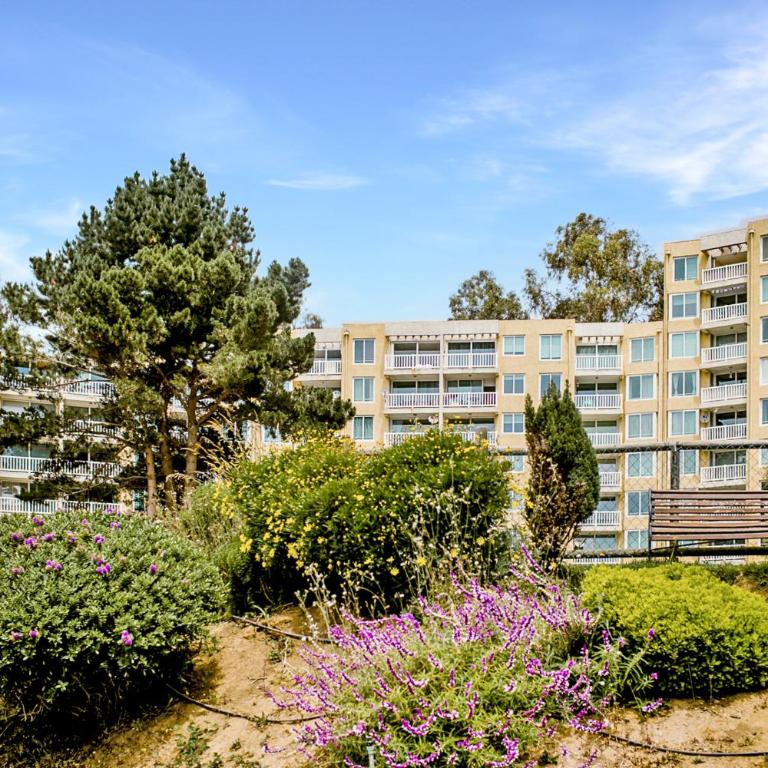 Depto Frente al Mar con Piscinas, Quincho, Jacuzzi y Sauna - Two-Bedroom Apartment - 17