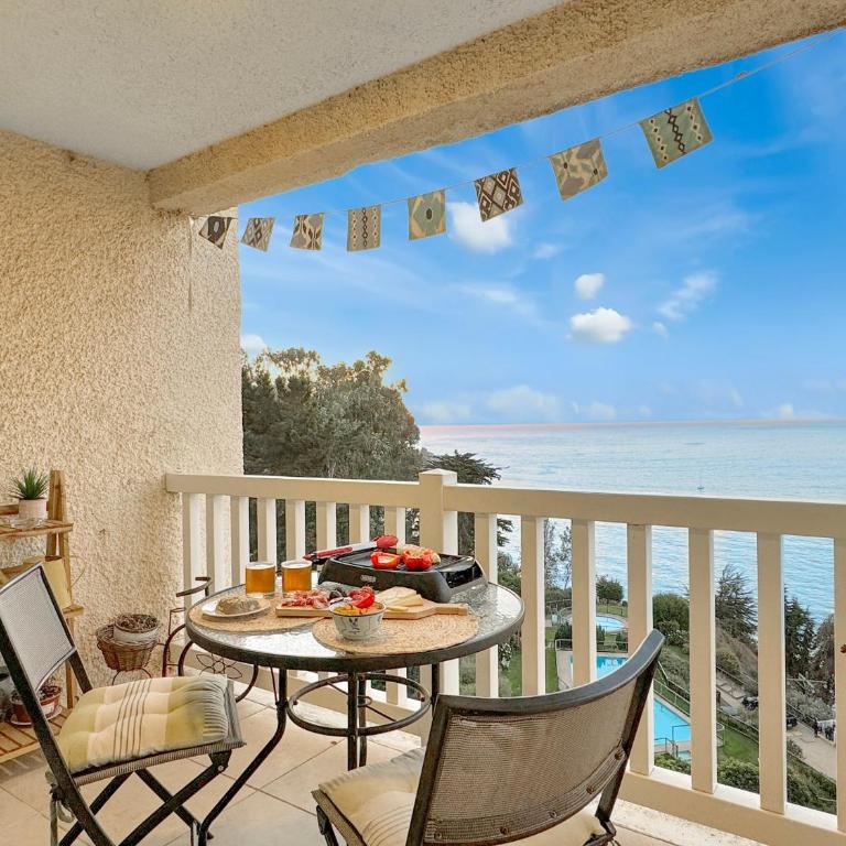 Depto Frente al Mar con Piscinas, Quincho, Jacuzzi y Sauna - Two-Bedroom Apartment - 38