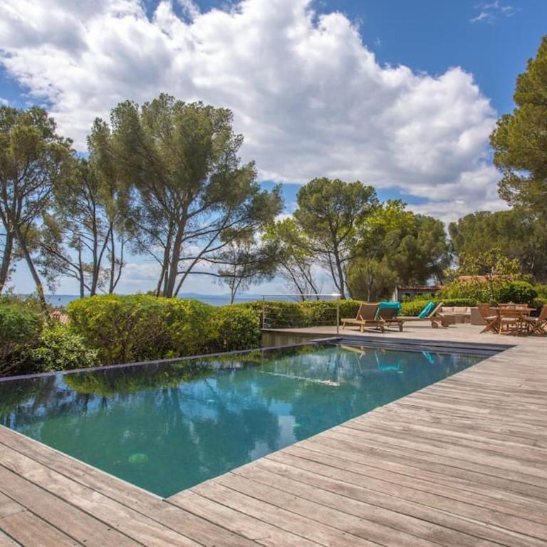 Villa, 8 pers, pieds dans l'eau - Villa - 10