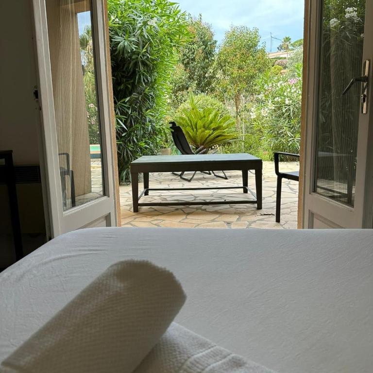 Villa Constance 1 Antibes - Spacieux duplex avec jardin - Apartment mit 4 Schlafzimmern - 12
