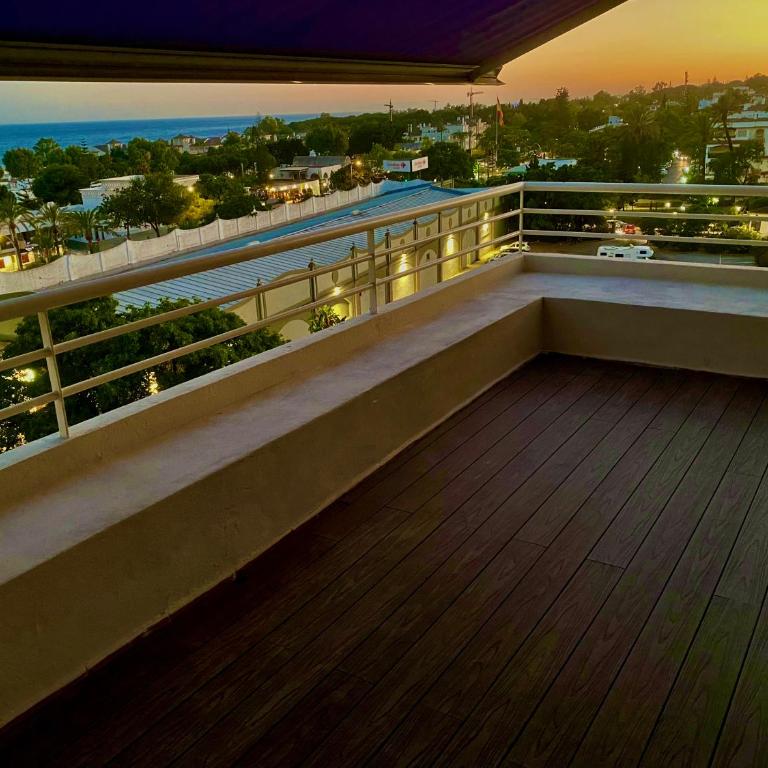 Marbella Atico duplex-Las vistas de Laia - Apartamento - 65