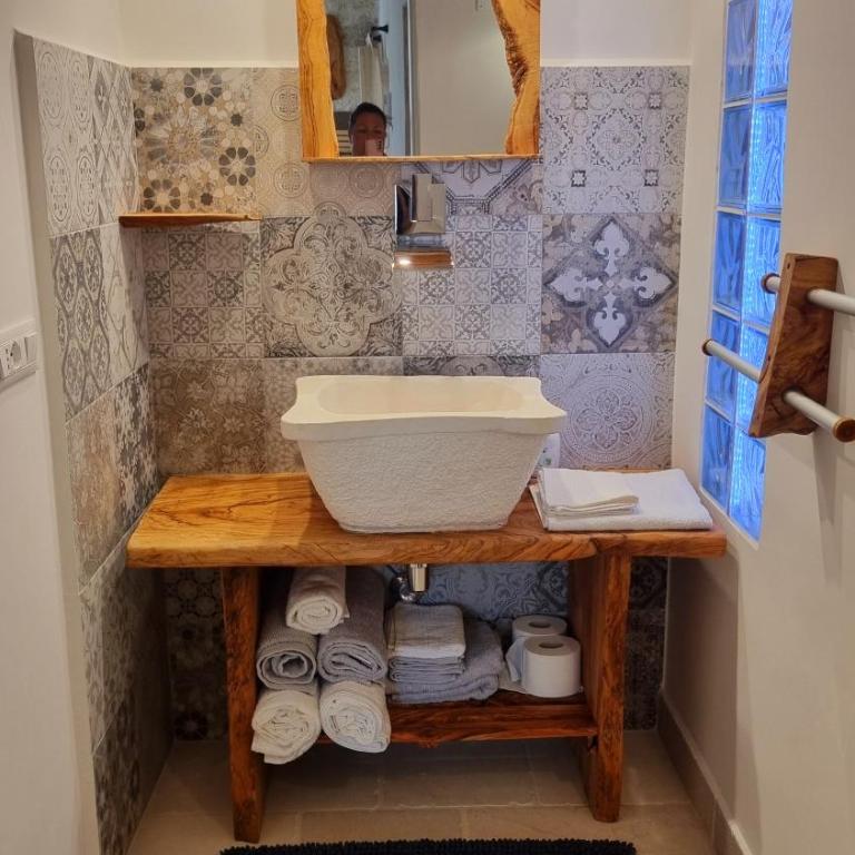 Petra Bianca Luxury Suite Ceglie Messapica - One-Bedroom House - 12