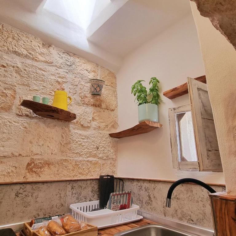 Petra Bianca Luxury Suite Ceglie Messapica - One-Bedroom House - 15