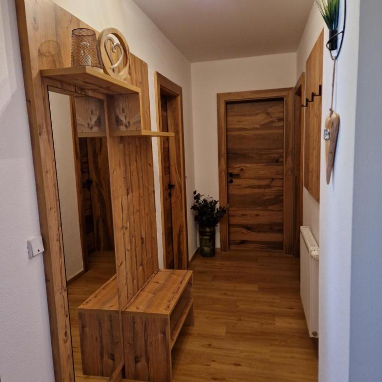Haus Roland - Apartment with Garden - 12