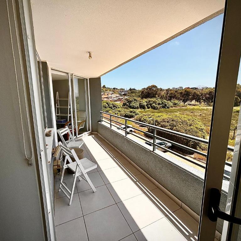 Departamento frente a la playa en Los Molles - Three-Bedroom Standard Apartment - 2
