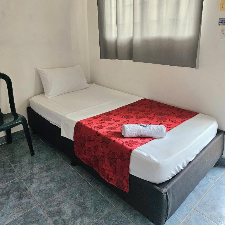 Hotel Zulan - Standard Triple Room - 4