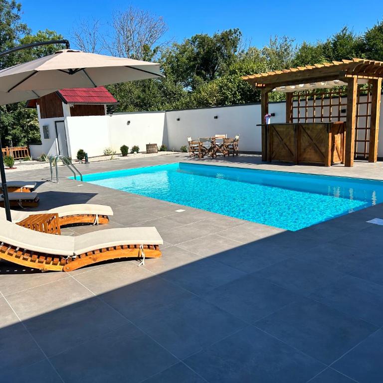 Romantic Lodge -Private Swimm-Spa - Vila - 38