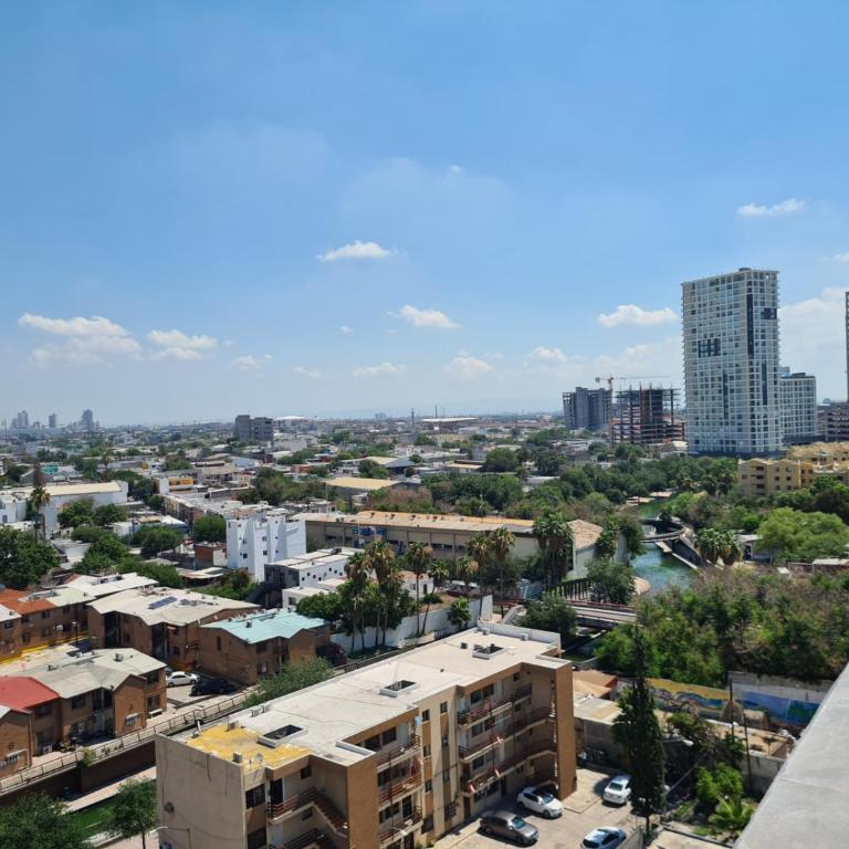 Depto en Barrio Antiguo, Santa Lucia y Fundidora - One-Bedroom Apartment - 21