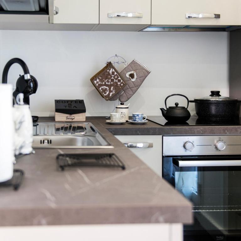 Maison Mevoli - Two-Bedroom Apartment with Balcony - 30