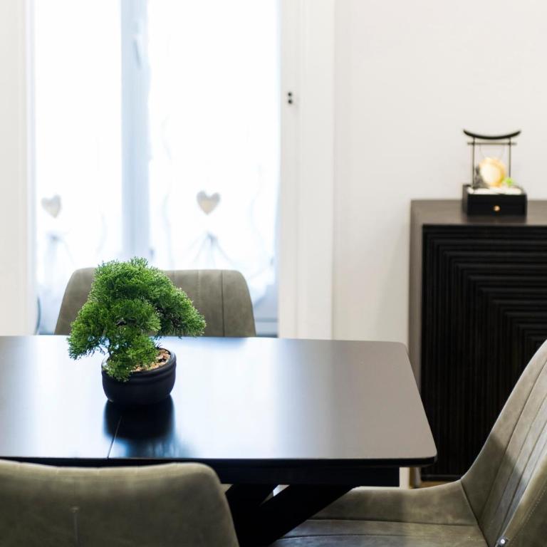 Maison Mevoli - Two-Bedroom Apartment with Balcony - 35