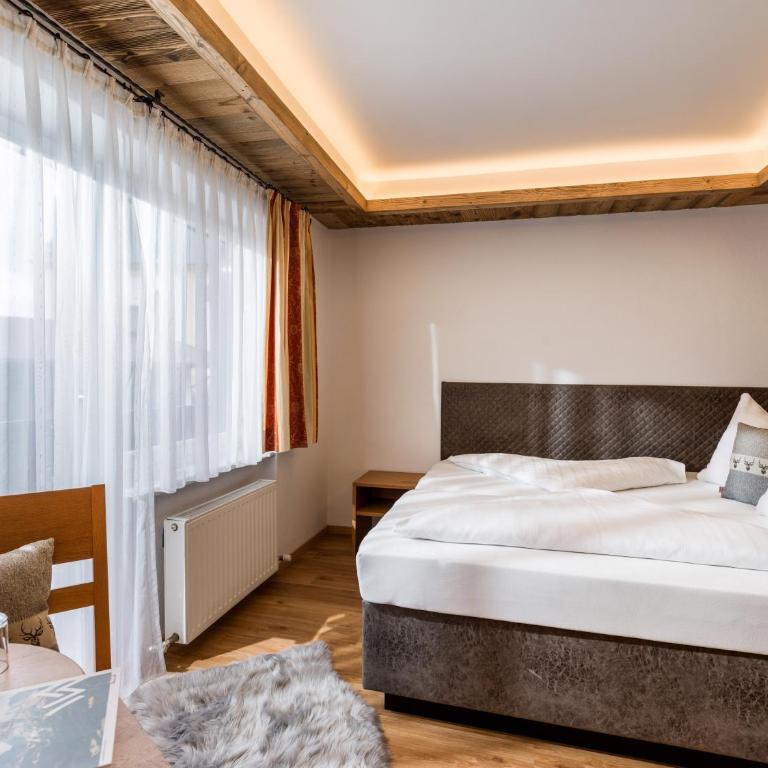 Tennenwirt Guesthouse - Adults only - Gästehaus Doppelzimmer - 3