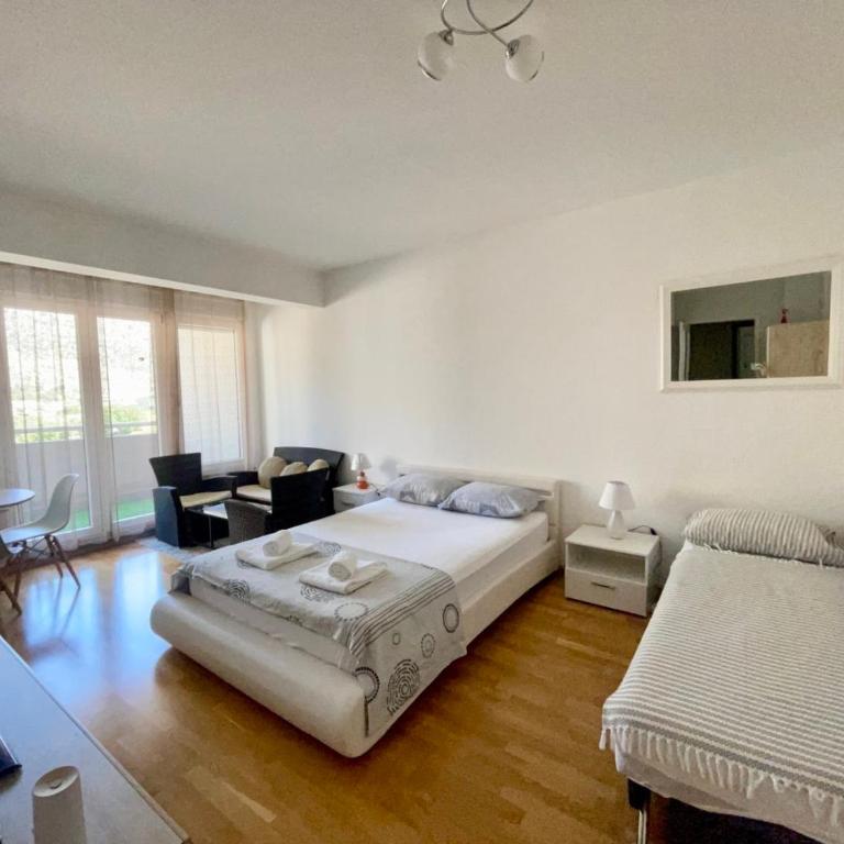 Little bee - One-Bedroom Apartment - 9