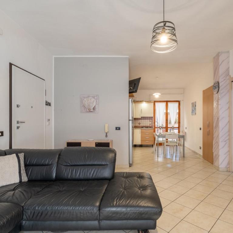 5 minuti dal mare e Parco naturale- casa moderna con veranda - Appartamento con 3 Camere da Letto - 30