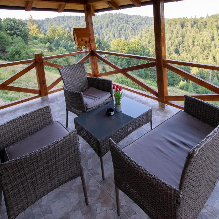 Brvnara Tarski pogled - Kuća sa 2 Spavaće Sobe - 6