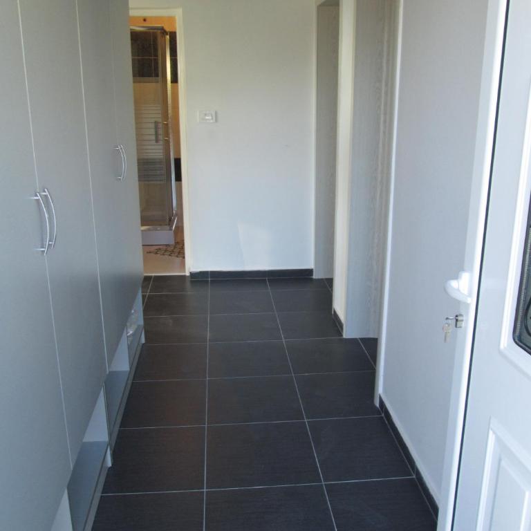 Apartments Stevanovic - Apartment with Sea View - 10