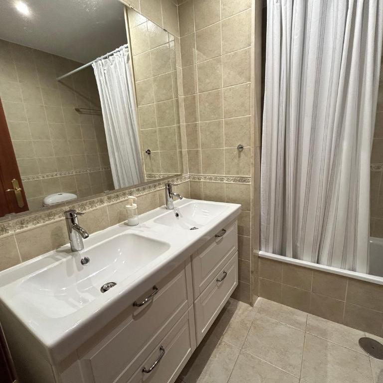 Mar y Playa con Jardín - Apartamento de 3 dormitorios - 23