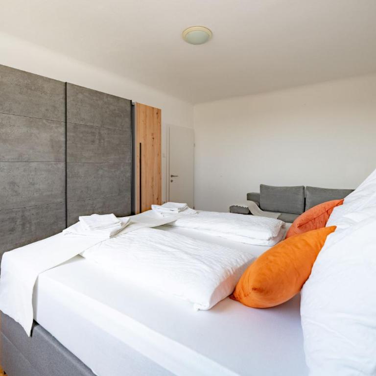 TAMLiving Zentrum Luxus Messe WIFI Traumaussicht Sunrise&Sunset - Apartment mit 1 Schlafzimmer - 2