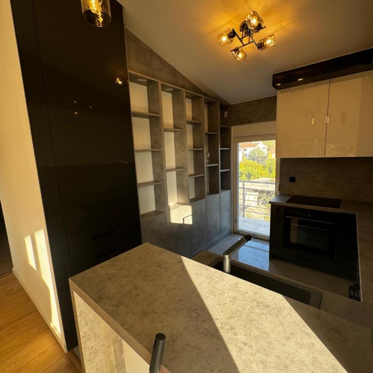 Čobrenović Penthouse - Two-Bedroom Apartment - 7