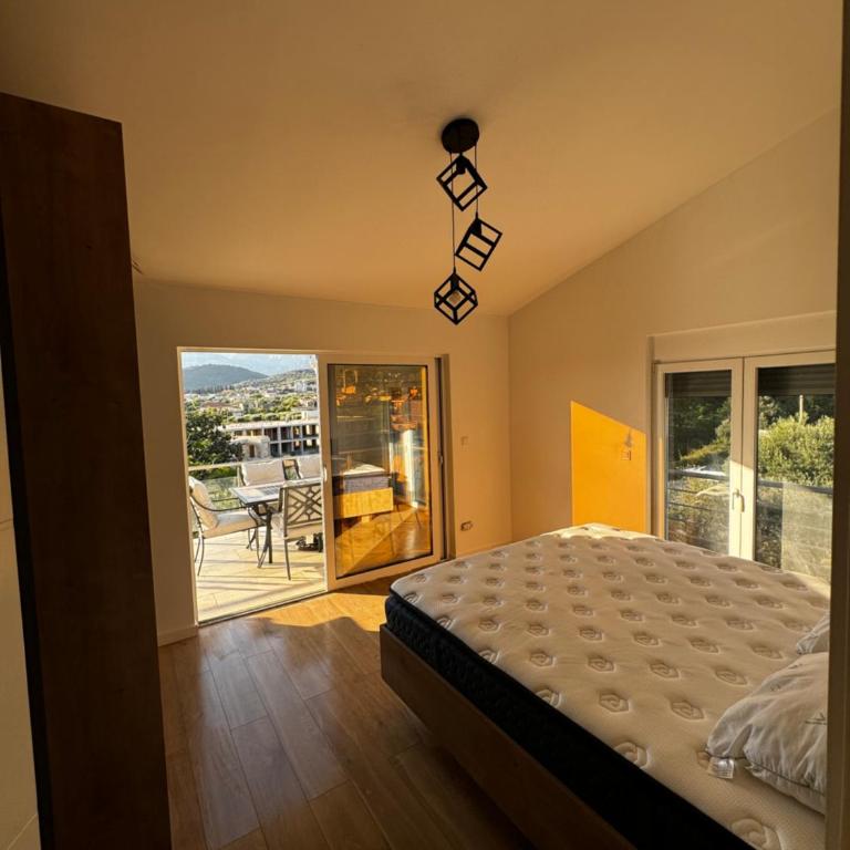 Čobrenović Penthouse - Two-Bedroom Apartment - 9