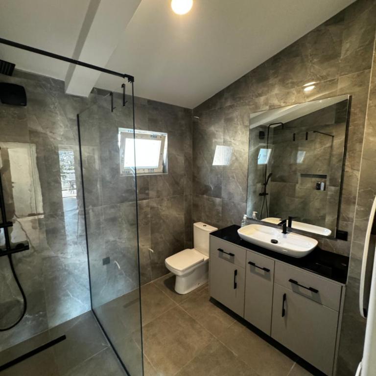 Čobrenović Penthouse - Two-Bedroom Apartment - 12