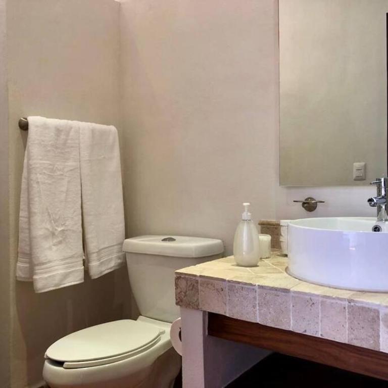 Spacious No Stairs Gated Community Pool Parking Gym - Apartamento de 3 dormitorios con balcón - 35