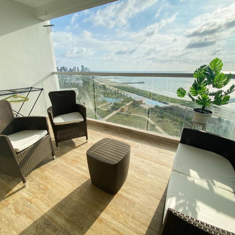 Aparta Suite en Cartagena vista al mar balcon privado Piscina - One-Bedroom Apartment with Sea View and Terrace - 27