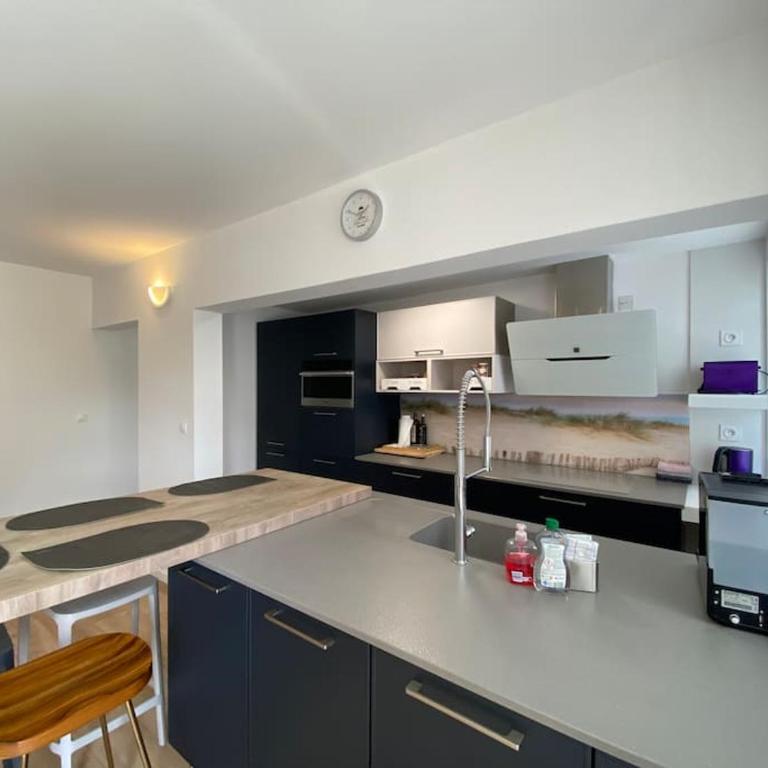 Charme et Confort pour 6 personnes à SOULAC - Maison 3 Chambres - 6