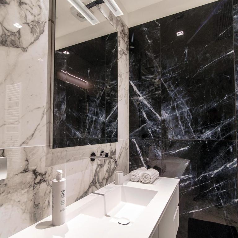 Rubini Suites - by MyHomeInComo - Appartamento con 1 Camera da Letto - 20