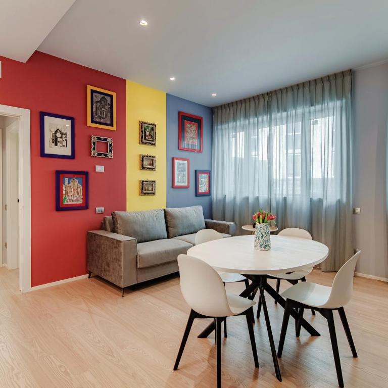 Home Three Colors - by MyHomeInComo - Appartamento con 1 Camera da Letto - 2