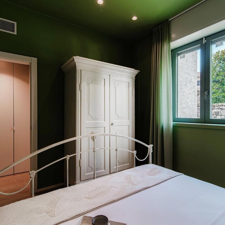 Home Three Colors - by MyHomeInComo - Appartamento con 1 Camera da Letto - 10