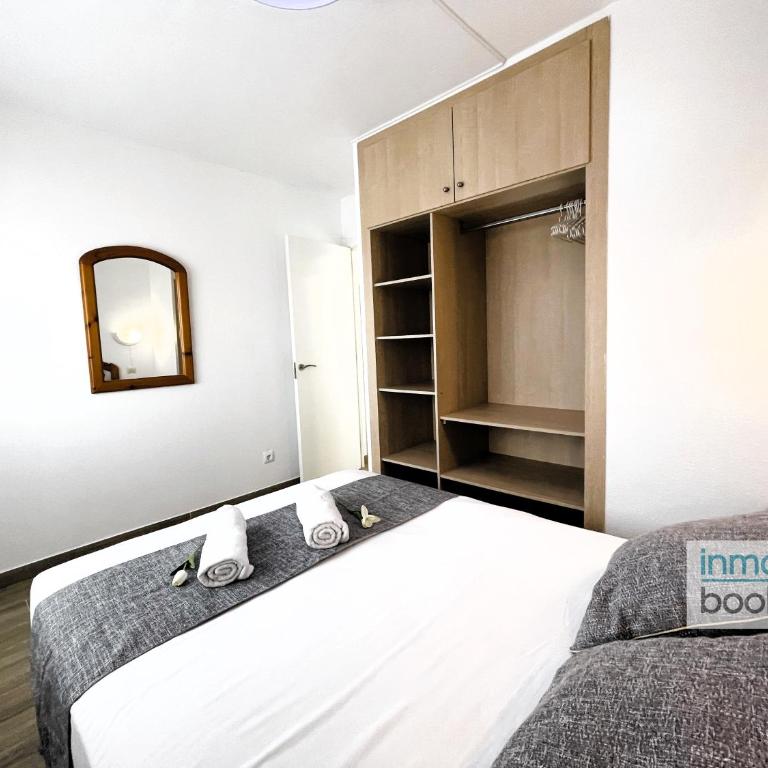 Beach Arquus Family Salou , climatizado y con piscina - Two-Bedroom Apartment - 30