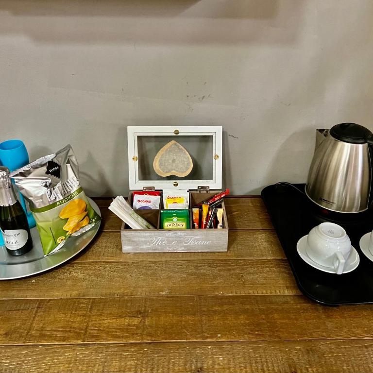 B&B Locanda Il Salimbecco - Camera Matrimoniale con Bagno Privato - 4