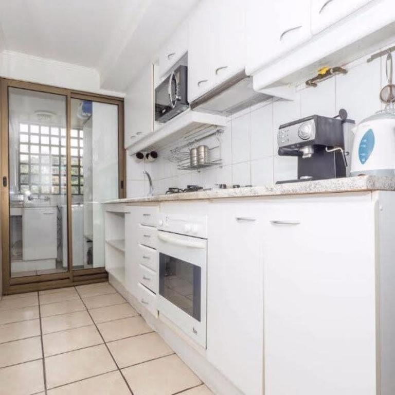 Carmencita St - Classic 1 Bedroom Apartment in El Golf - Apartment - 7