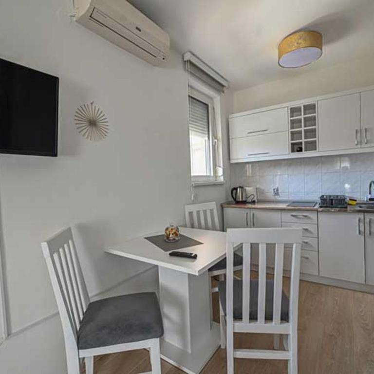 Zlatnik Vrnjačka Banja - Apartman sa 1 Spavaćom Sobom - 1