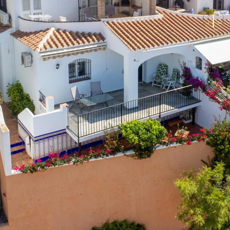 Charming area of San Juan de Capistrano - Apartamento de 2 dormitorios con balcón y terraza - 2