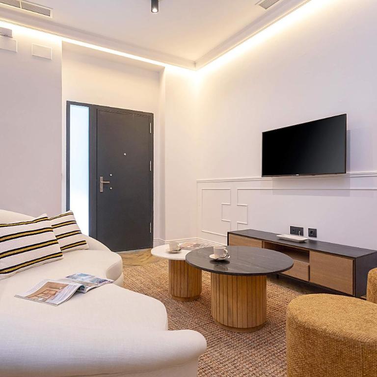 Genteel Home Lagar - One-Bedroom Apartment - 9