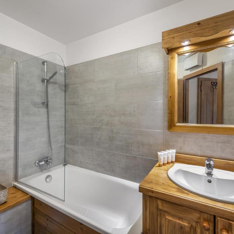 Appartement charmant à Courchevel Le Praz avec wifi et parking - FR-1-568-26 - Apartment - 10