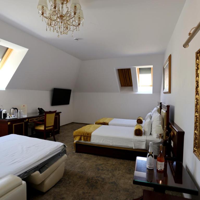 Integra Hotel - Superior Dvokrevetna Soba sa Bračnim Krevetom/Zasebnim Krevetima - 8