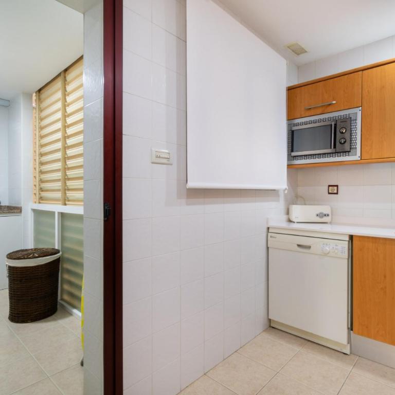 Apartamentos Albir Confort - Avenida 1 dorm - One-Bedroom Apartment - 30