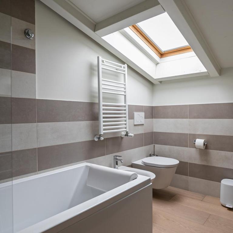 Volta 40 - Chambre Quadruple avec Salle de Bains Privative - 6
