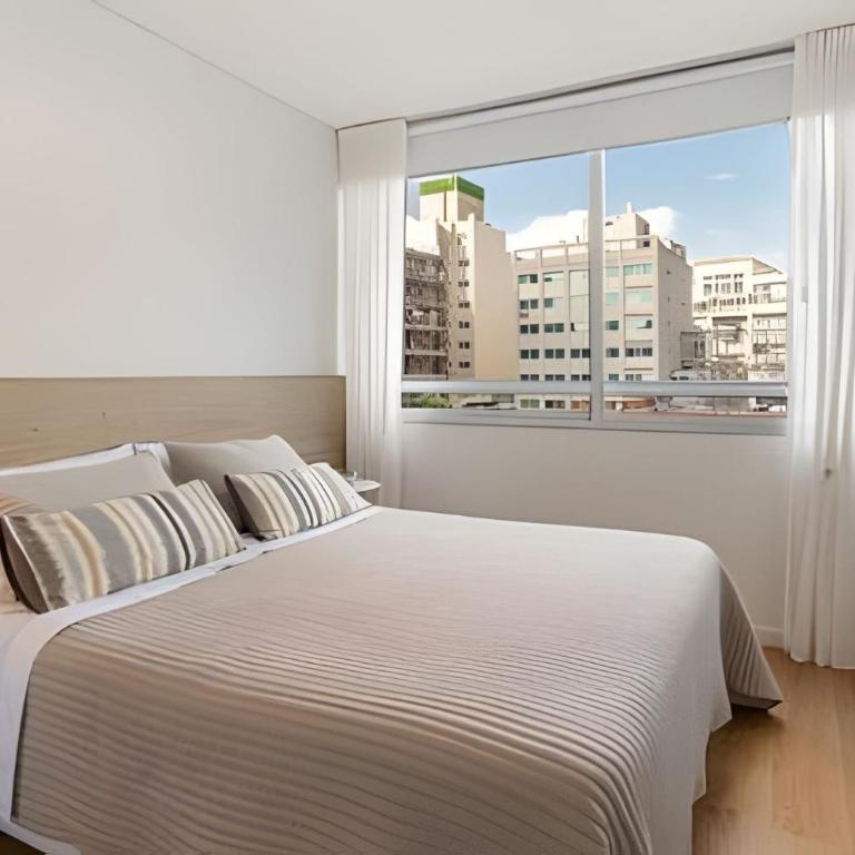 Cozy Apartment w/ Pool, Gym,24h Security & Parking - Deluxe One-Bedroom Apartment with Garden View - 8