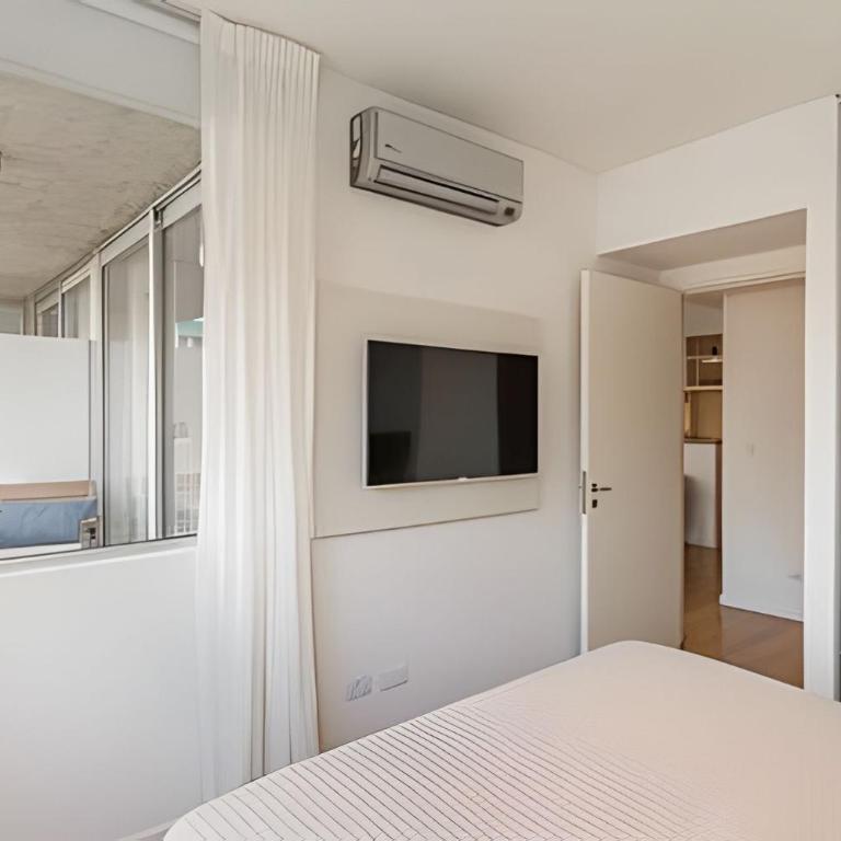 Cozy Apartment w/ Pool, Gym,24h Security & Parking - Deluxe One-Bedroom Apartment with Garden View - 9