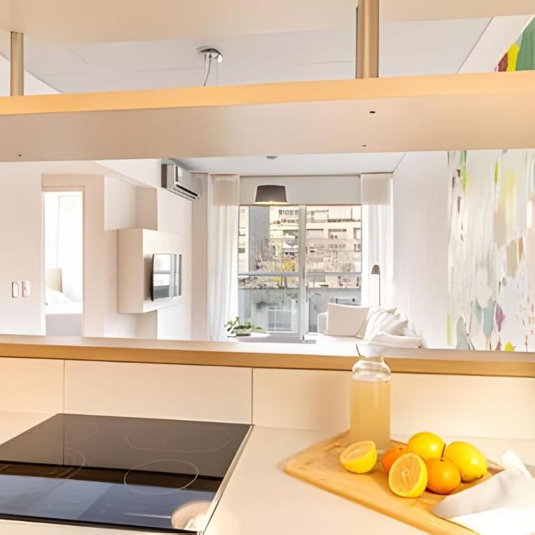 Cozy Apartment w/ Pool, Gym,24h Security & Parking - Deluxe One-Bedroom Apartment with Garden View - 20