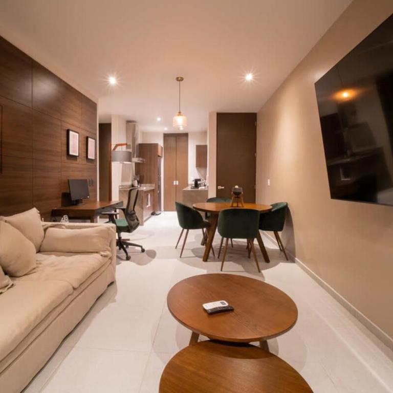 PENINSULA STAYS 2 BR Designer Apartment & 200 MB FAST WIFI New Listing! - Two-Bedroom Apartment - 10