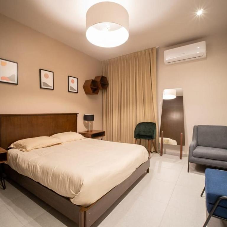 PENINSULA STAYS 2 BR Designer Apartment & 200 MB FAST WIFI New Listing! - Two-Bedroom Apartment - 11
